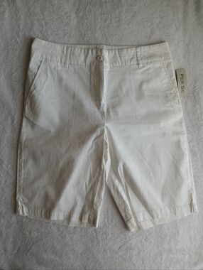 Per Se Bermuda Shorts NWT Size 14